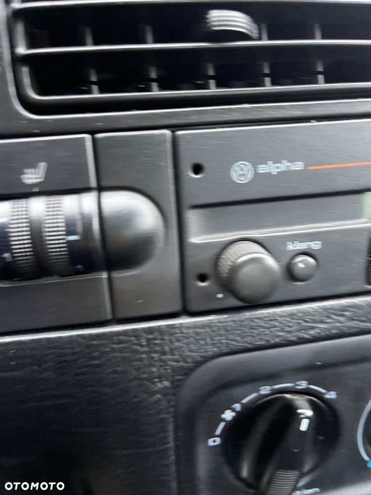 Volkswagen Golf 1.8 GL Syncro - 18