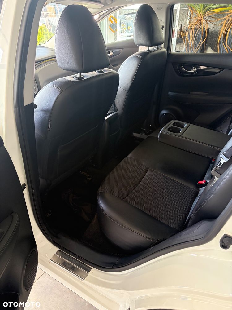 Nissan Qashqai 1.6 DIG-T Tekna - 14