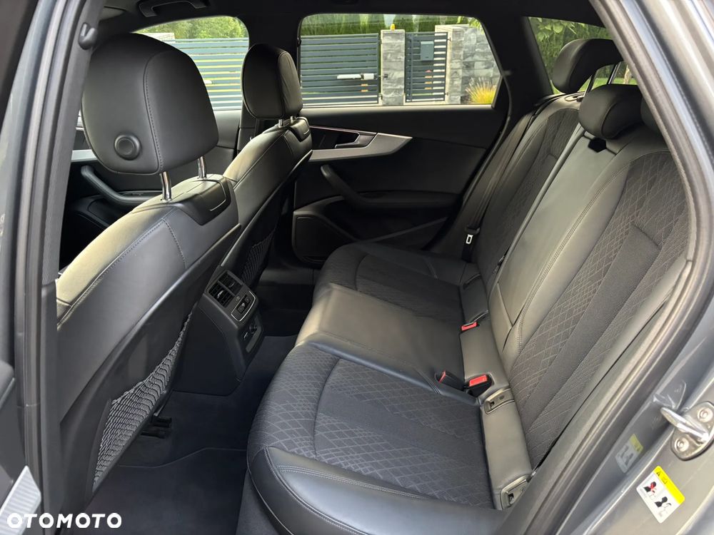 Audi A4 Avant 2.0 TDI S tronic - 12