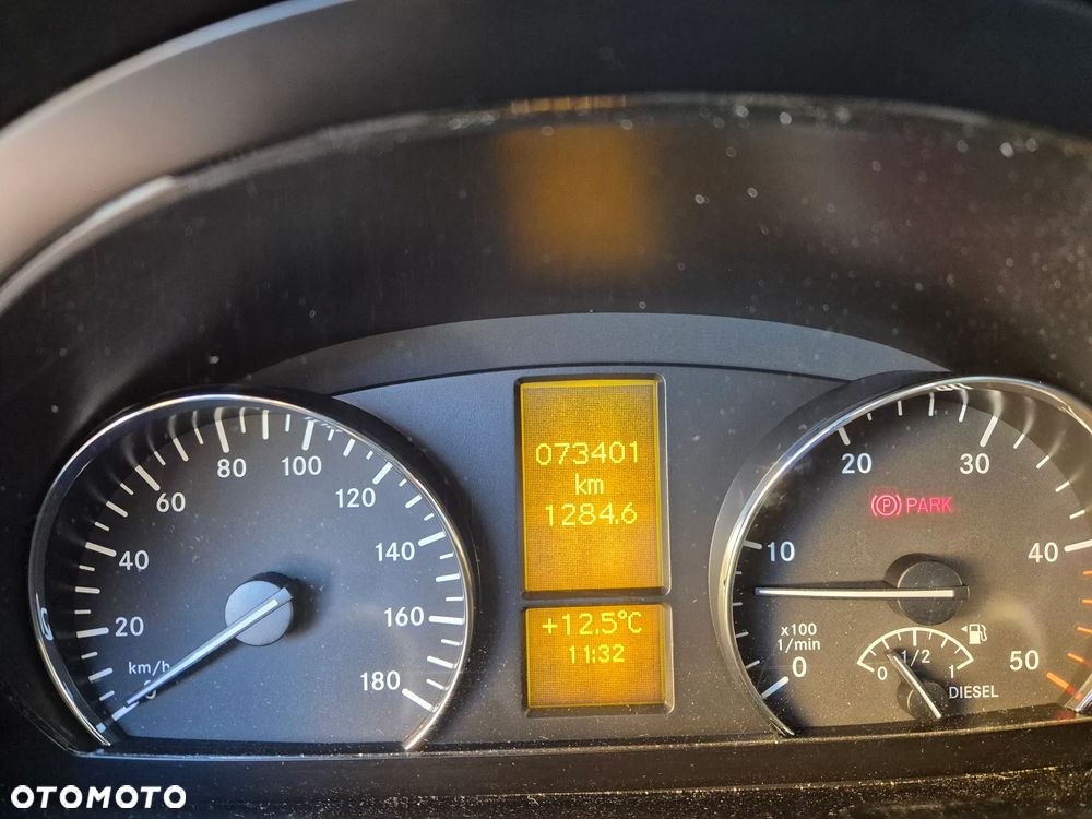 Mercedes-Benz SPRINTER - 14