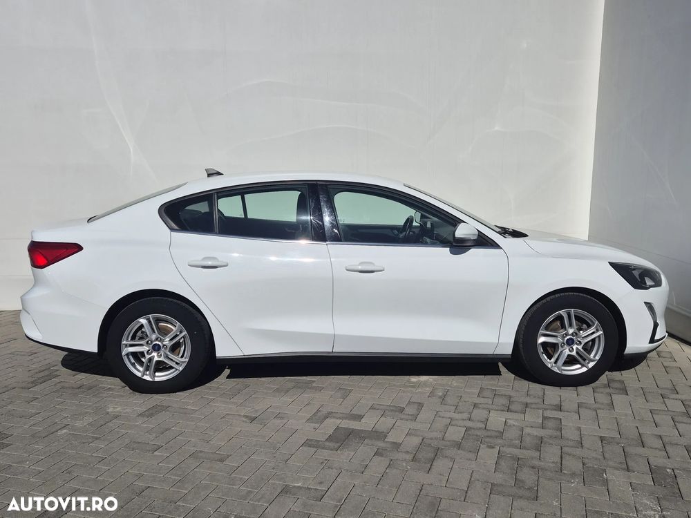 Ford Focus 1.5 EcoBlue Titanium - 6