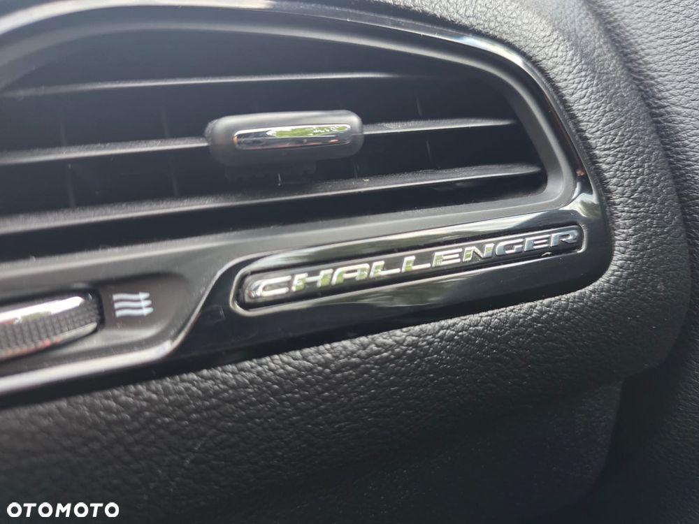 Dodge Challenger Automatik R/T Plus Scat Pack - 33