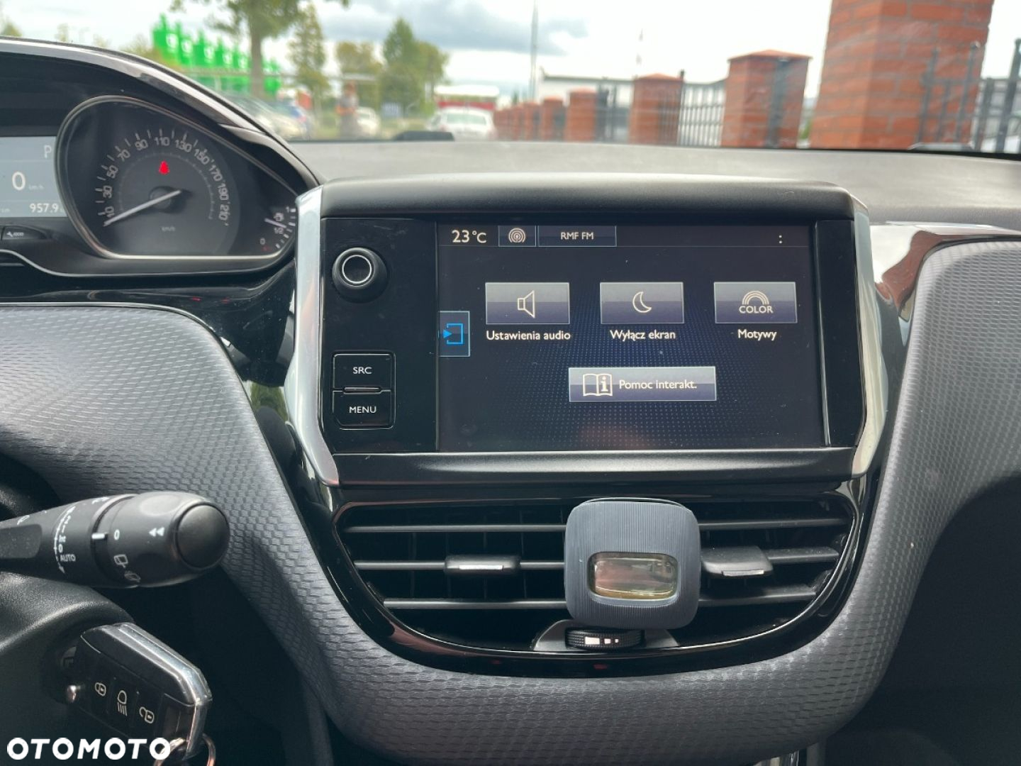 Peugeot 2008 1.2 Pure Tech Allure S&S EAT6 - 13