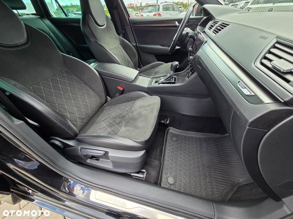 Skoda Superb 2.0 TDI SCR Sportline DSG - 34
