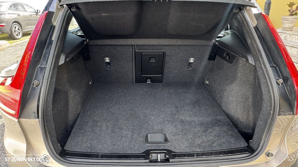 Volvo XC 40 Recharge Extended Range Plus - 18