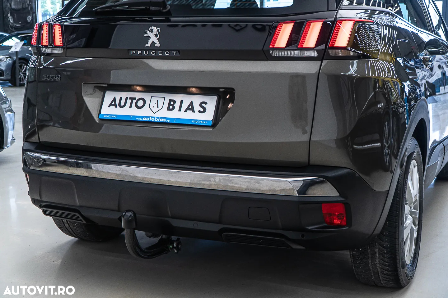 Peugeot 3008 1.2 PureTech Turbo S&S EAT8 Allure - 13