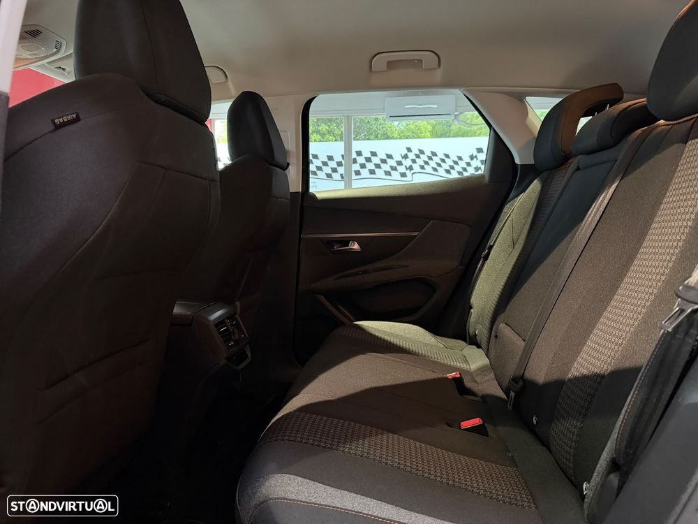 Peugeot 3008 BlueHDi 130 Stop & Start EAT8 Active Pack - 12