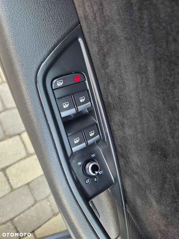Audi A4 Avant 2.0 TDI S tronic sport - 24