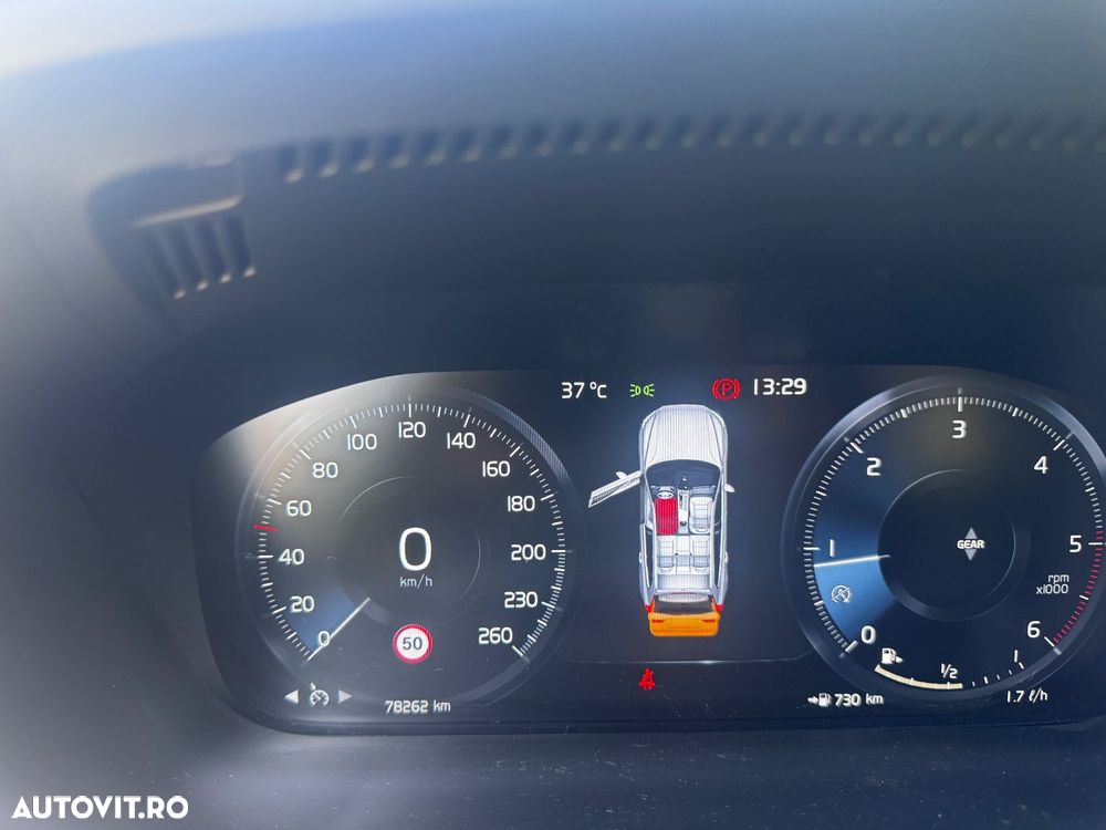 Volvo XC 60 D3 Momentum - 9