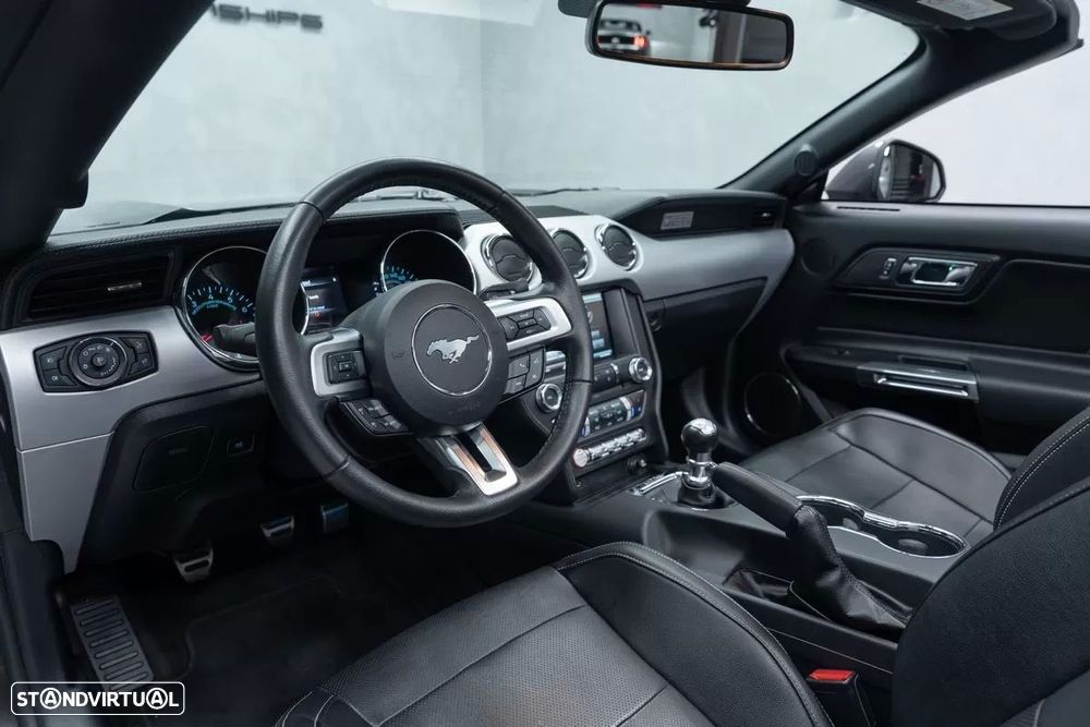 Ford Mustang Cabrio 2.3 Eco Boost - 14