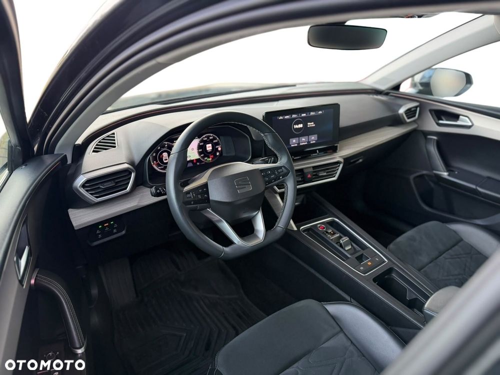 Seat Leon Sportstourer 2.0 TDI Xcellence DSG - 10