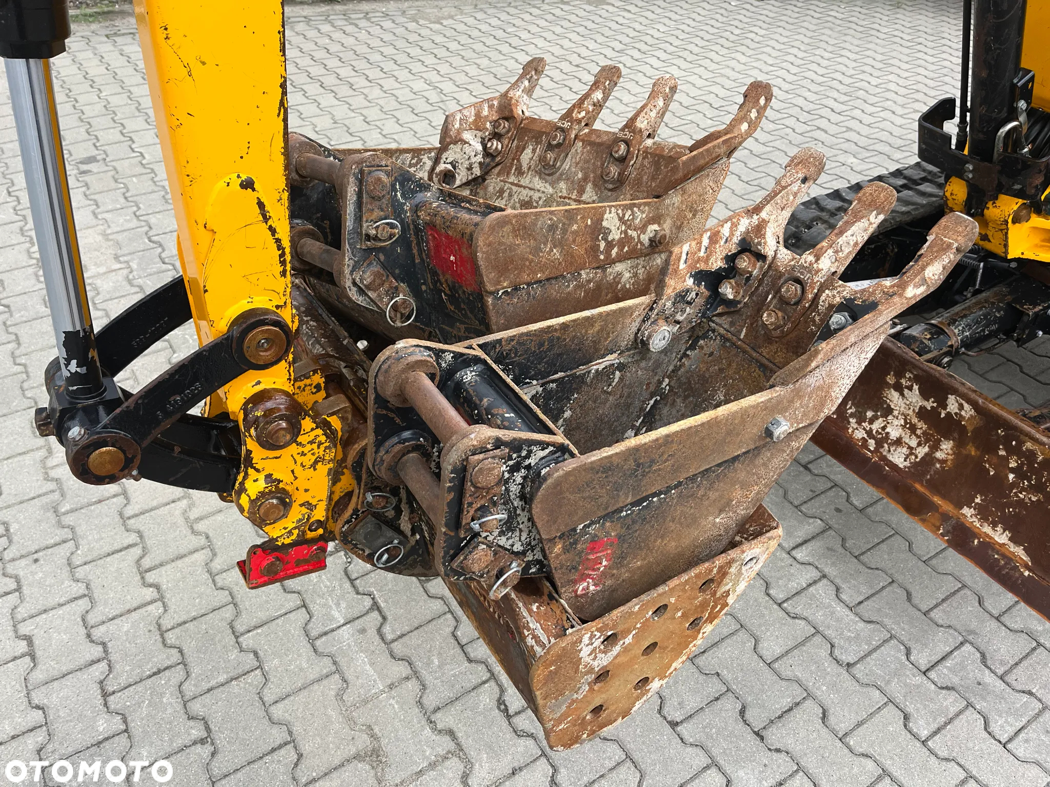 JCB 8026 CTS - 9