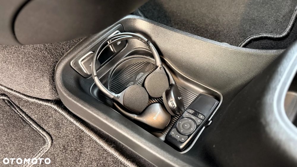 Chrysler Pacifica - 29