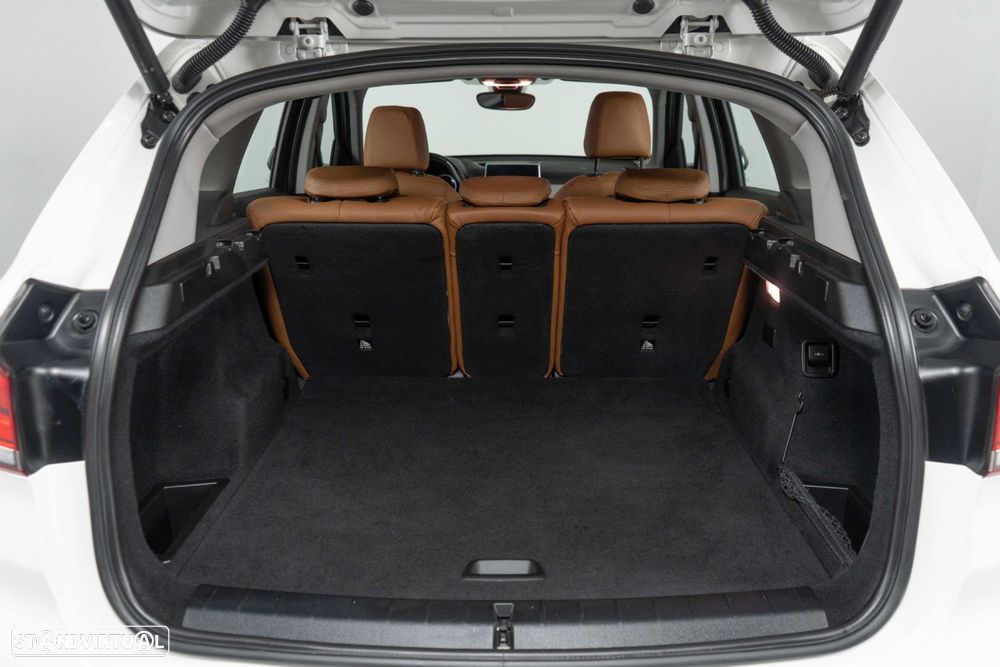 BMW X1 25 e xDrive Corporate Edition - 16