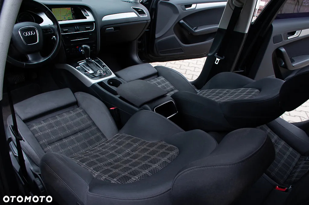Audi A4 3.0 TDI Quattro Tiptronic - 32