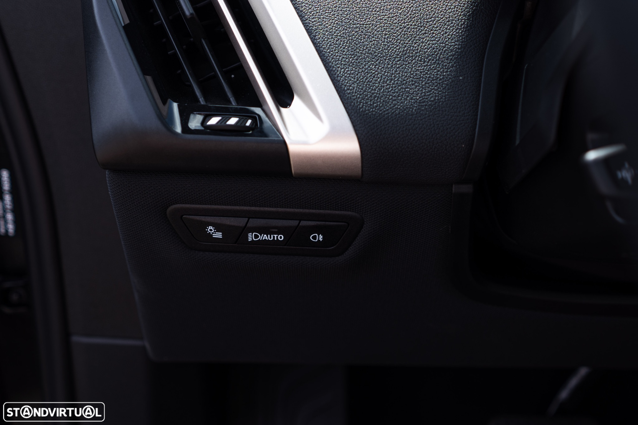 BMW iX xDrive 40 Pack Desportivo - 27