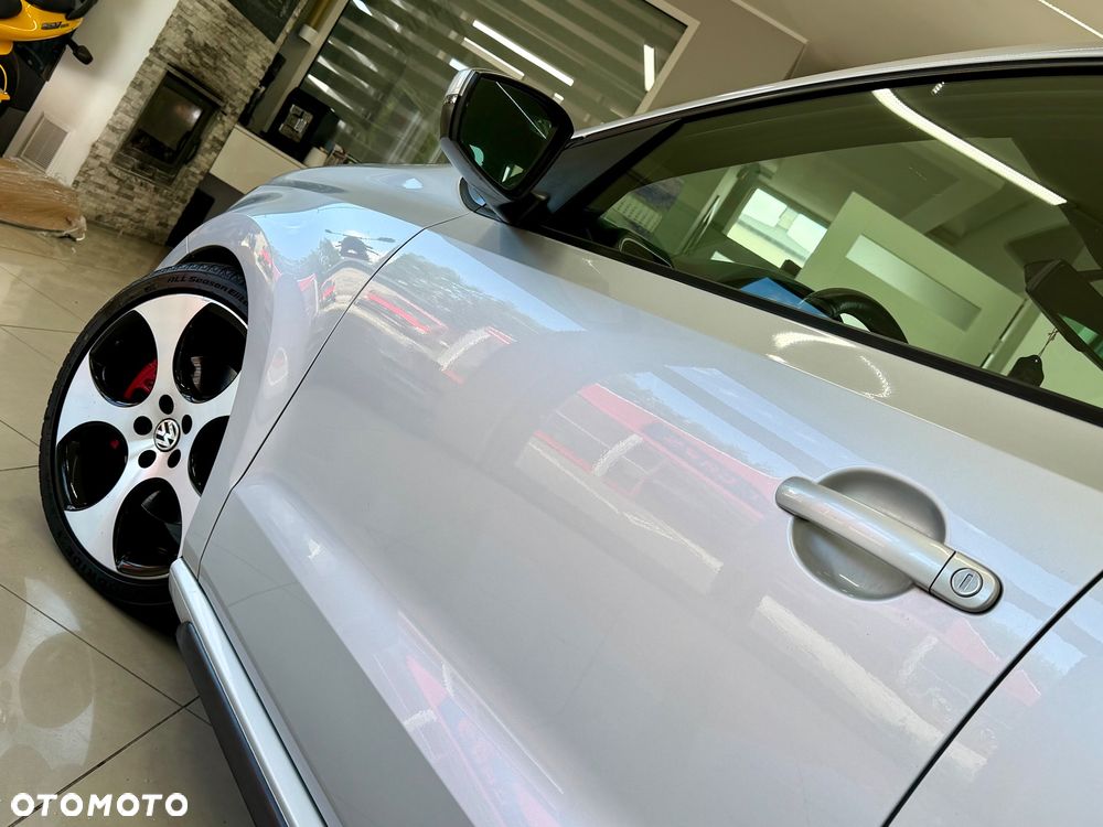 Volkswagen Polo - 23