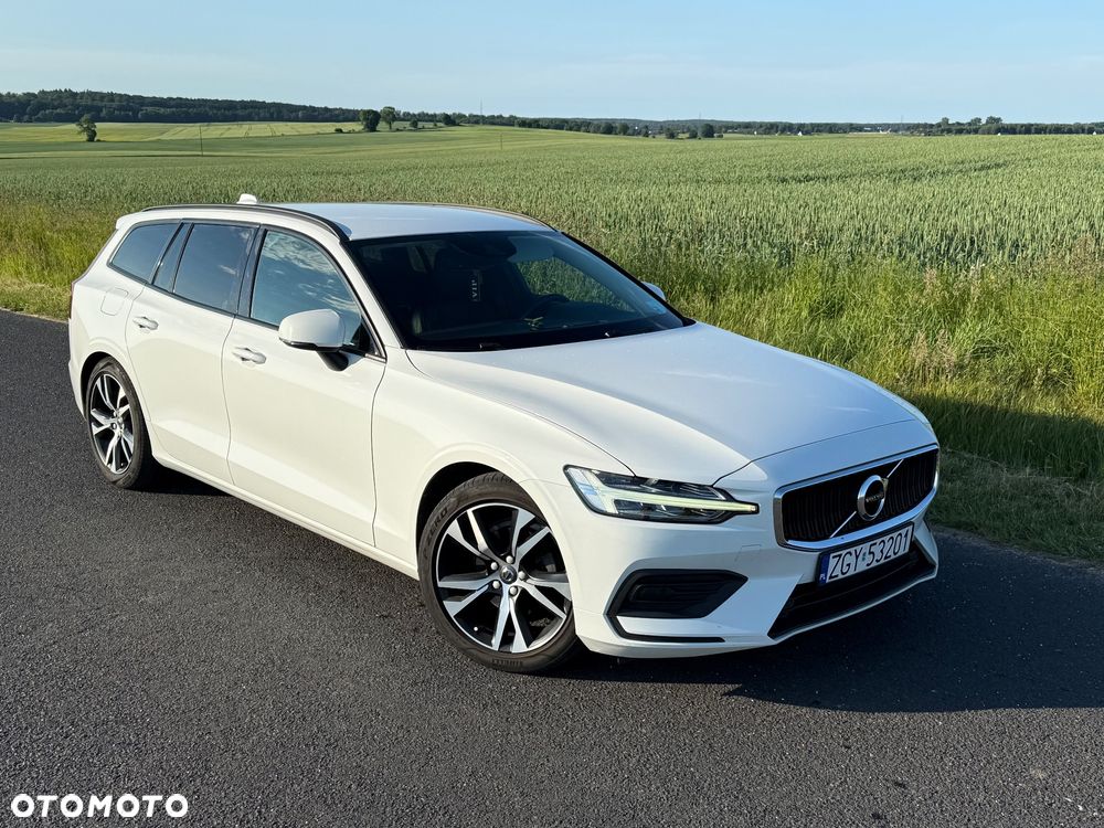 Volvo V60 D3 Momentum Pro - 2