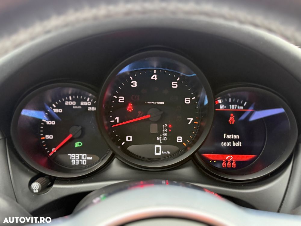 Porsche Macan Standard - 16