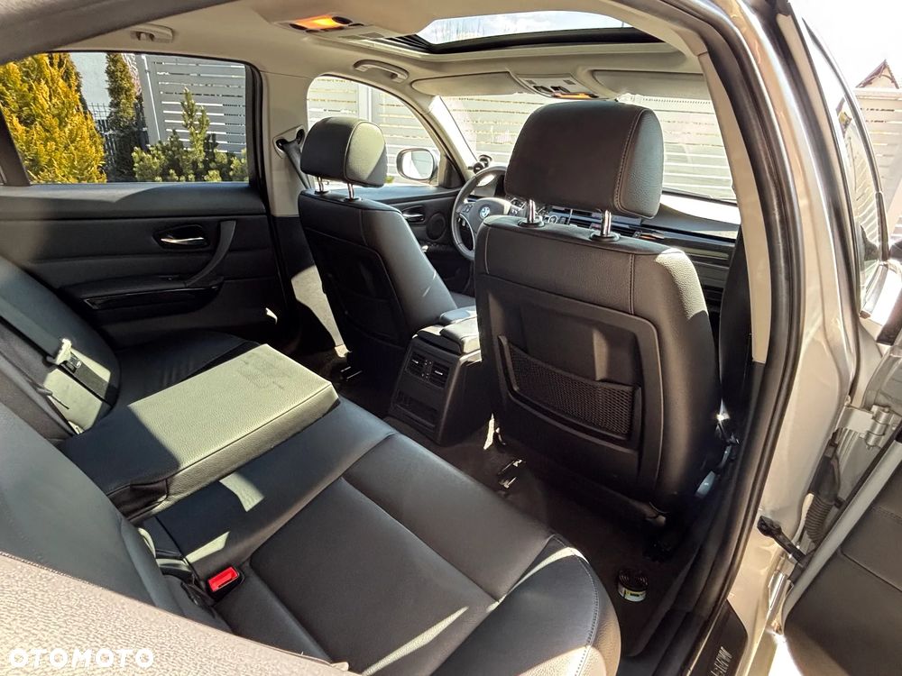 BMW Seria 3 318d DPF Edition Exclusive - 11