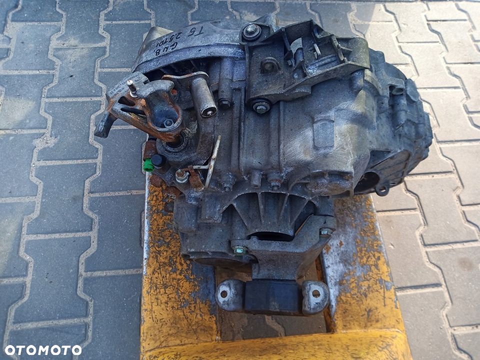 SKRZYNIA BIEGÓW TRANSPORTER T5 6B 2.5 TDI - 4