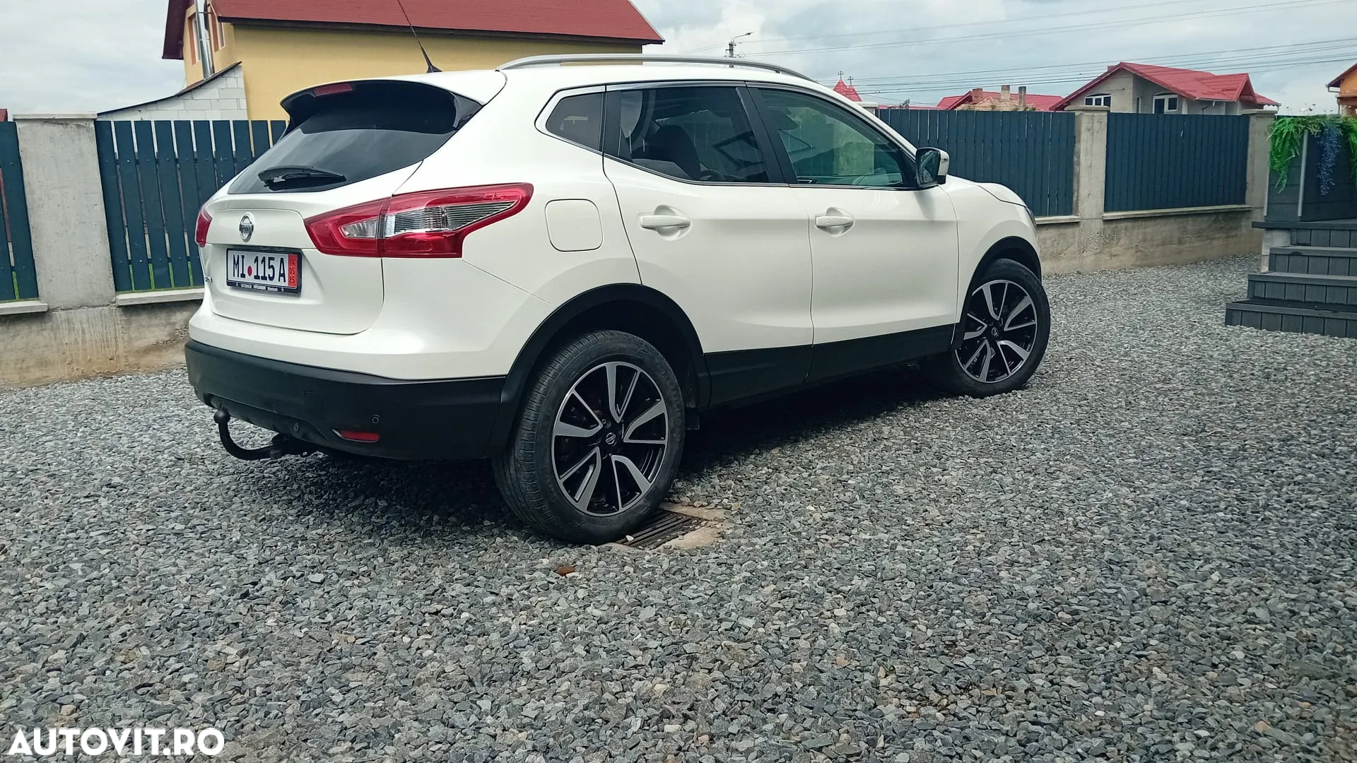 Nissan Qashqai 1.6 DCI 4 x 4 DPF tekna - 7