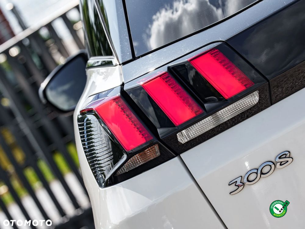 Peugeot 3008 2.0 BlueHDi GT S&S EAT8 - 11