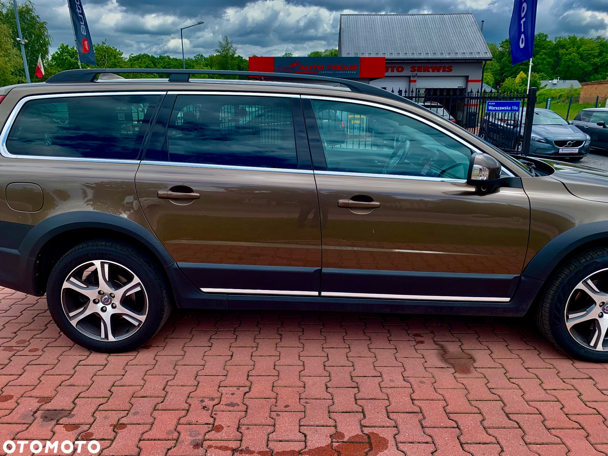 Volvo XC 70 D4 Momentum - 11