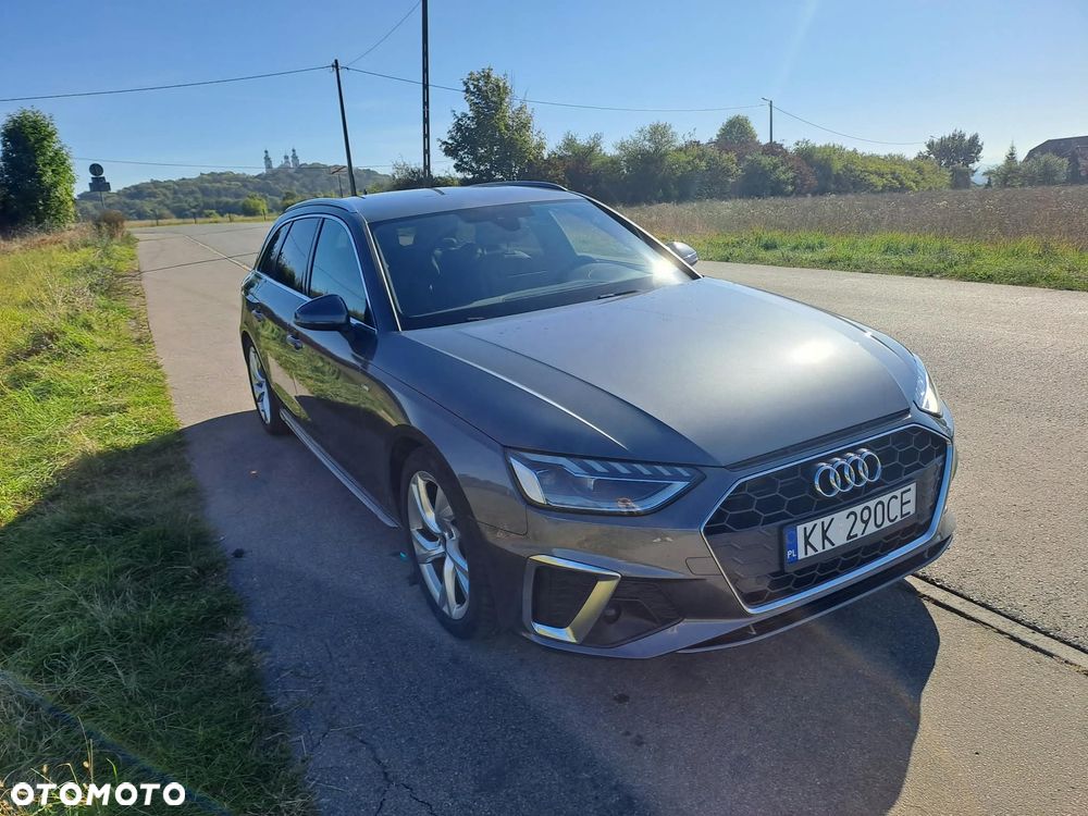 Audi A4 Avant - 4
