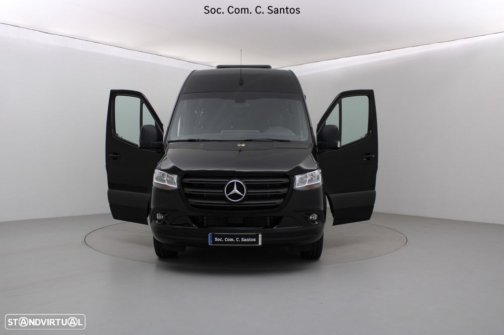Mercedes-Benz Sprinter - 10