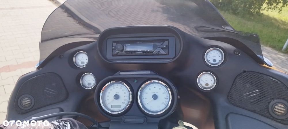 Harley-Davidson Touring Road Glide - 14
