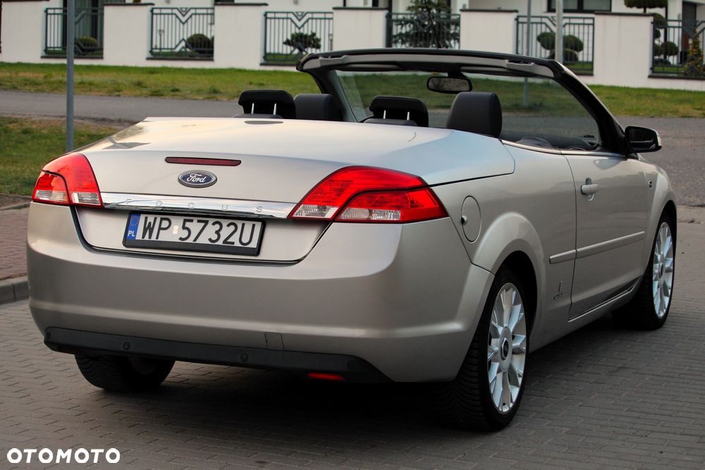Ford Focus 2.0 TDCi DPF Titanium - 12