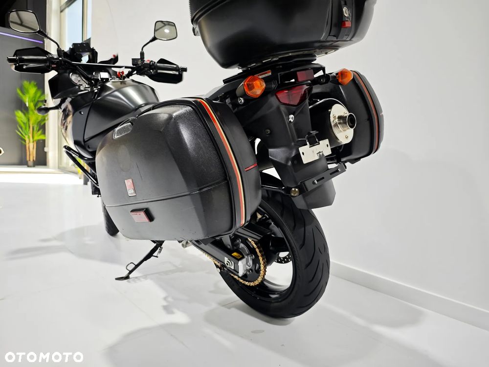 Suzuki V-STROM - 17