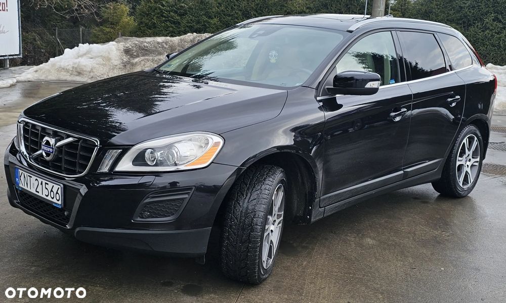 Volvo XC 60 D5 AWD Momentum - 2