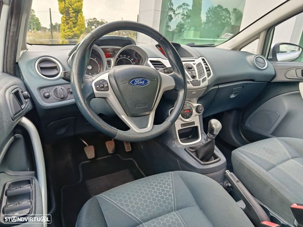 Ford Fiesta 1.4 TDCI Titanium - 19