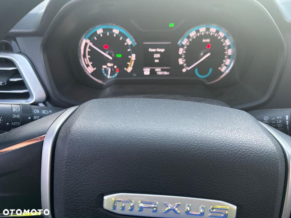 Maxus T90 EV - 10