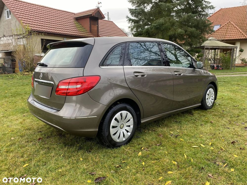 Mercedes-Benz Klasa B 180 7G-DCT - 5