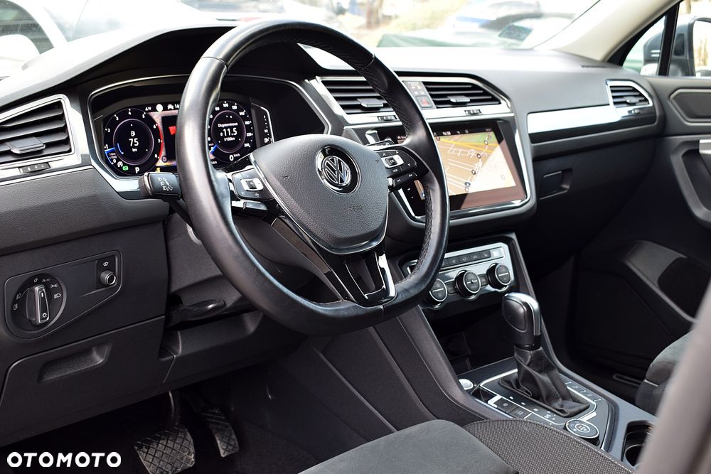 Volkswagen Tiguan Allspace 2.0 TSI 4Mot Highline DSG 7os - 4