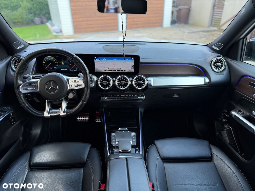 Mercedes-Benz GLB - 22