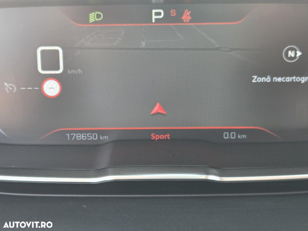 Peugeot 5008 1.2 Puretech Allure Aut. - 20