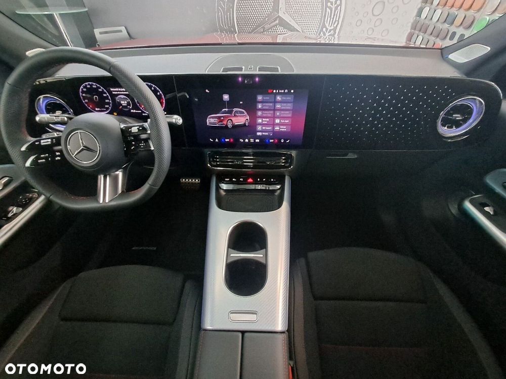 Mercedes-Benz GLB - 28