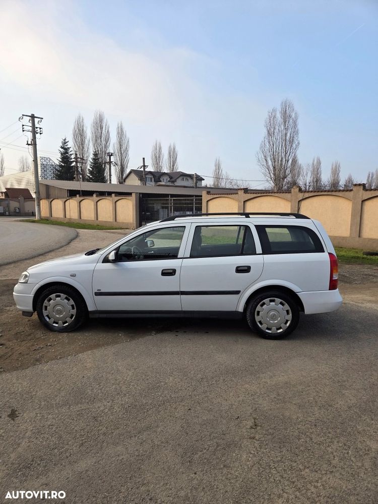 Opel Astra 1.4 Caravan - 7