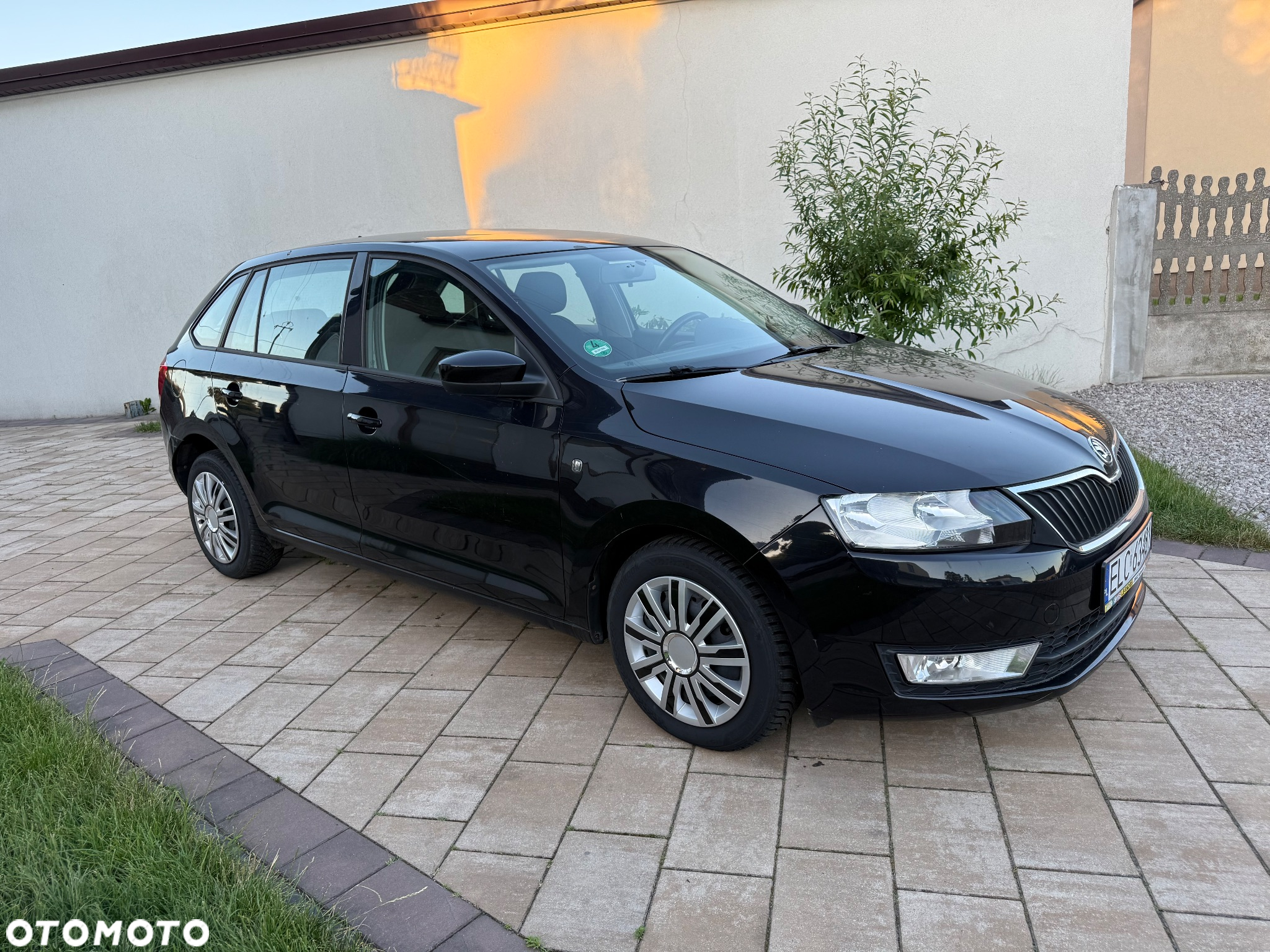 Skoda RAPID 1.2 TSI Edition - 19