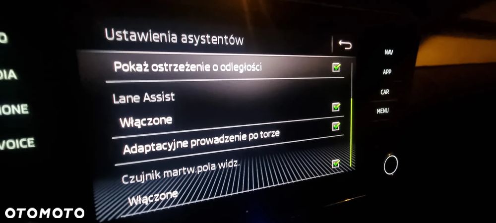 Skoda Superb 2.0 TDI Style - 25