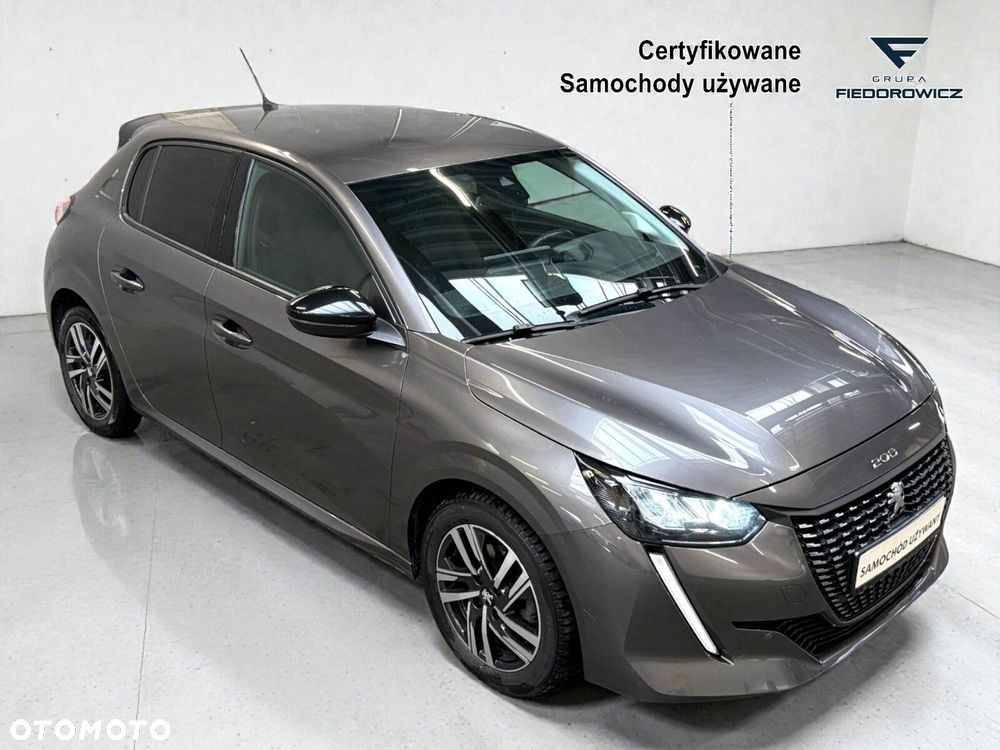 Peugeot 208 - 16