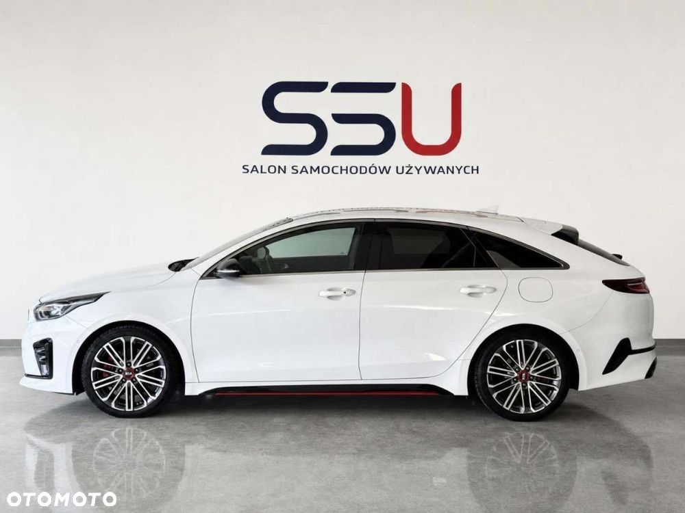Kia ProCeed - 16