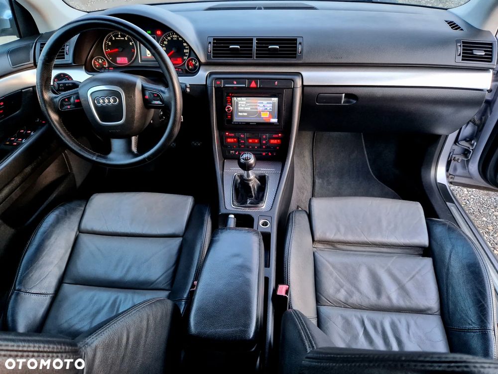 Audi A4 Avant - 11