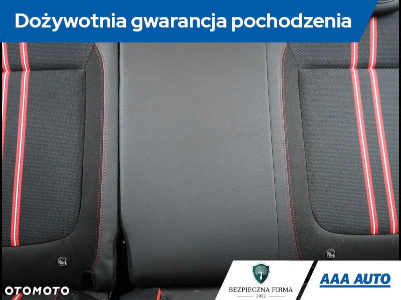 Opel Crossland X - 11