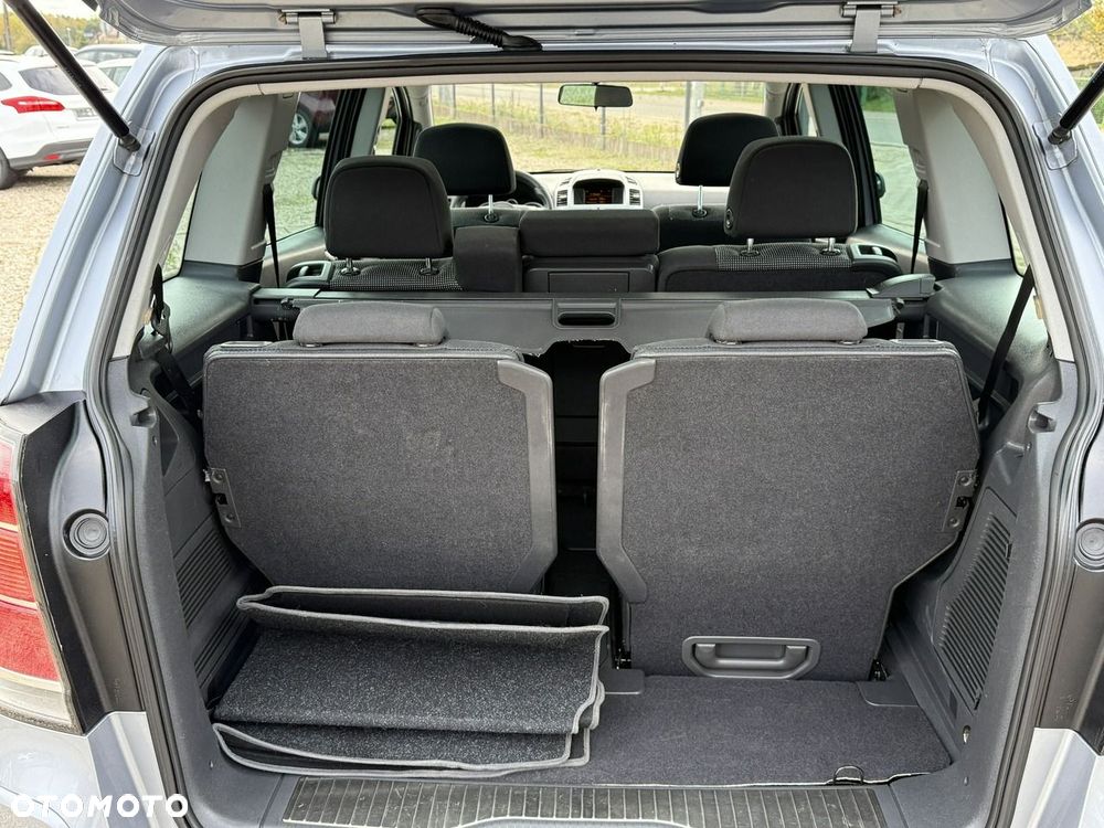 Opel Zafira - 8