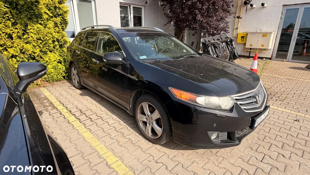 Honda Accord - 1